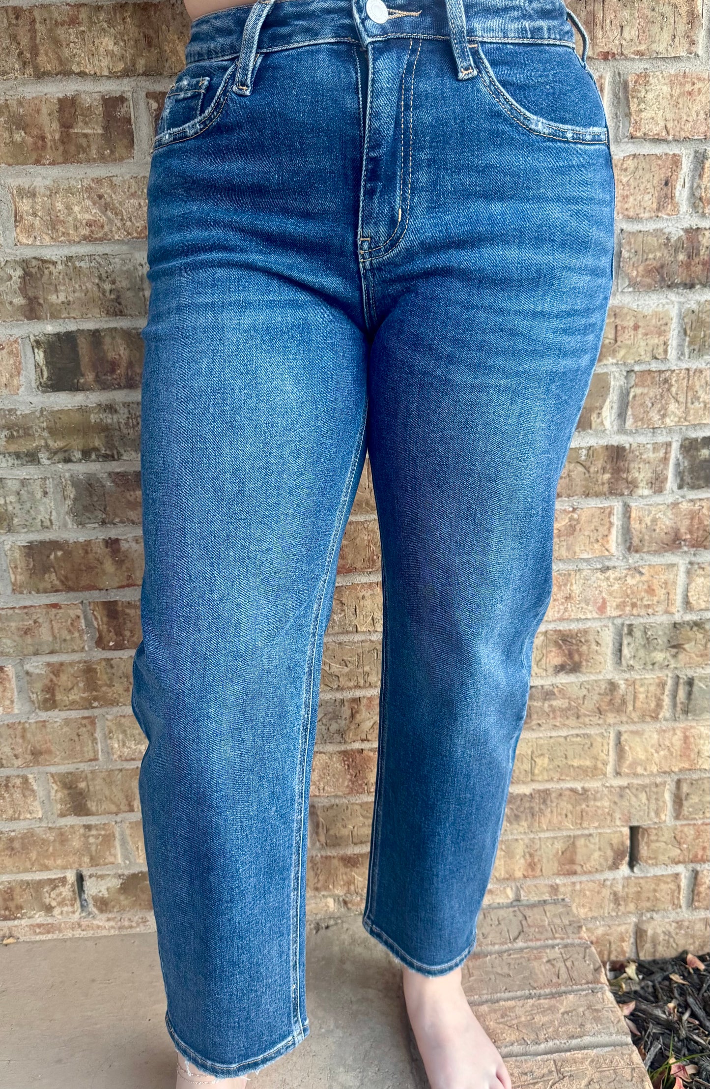 Medium Washed Barrel Jeans by Lovervet